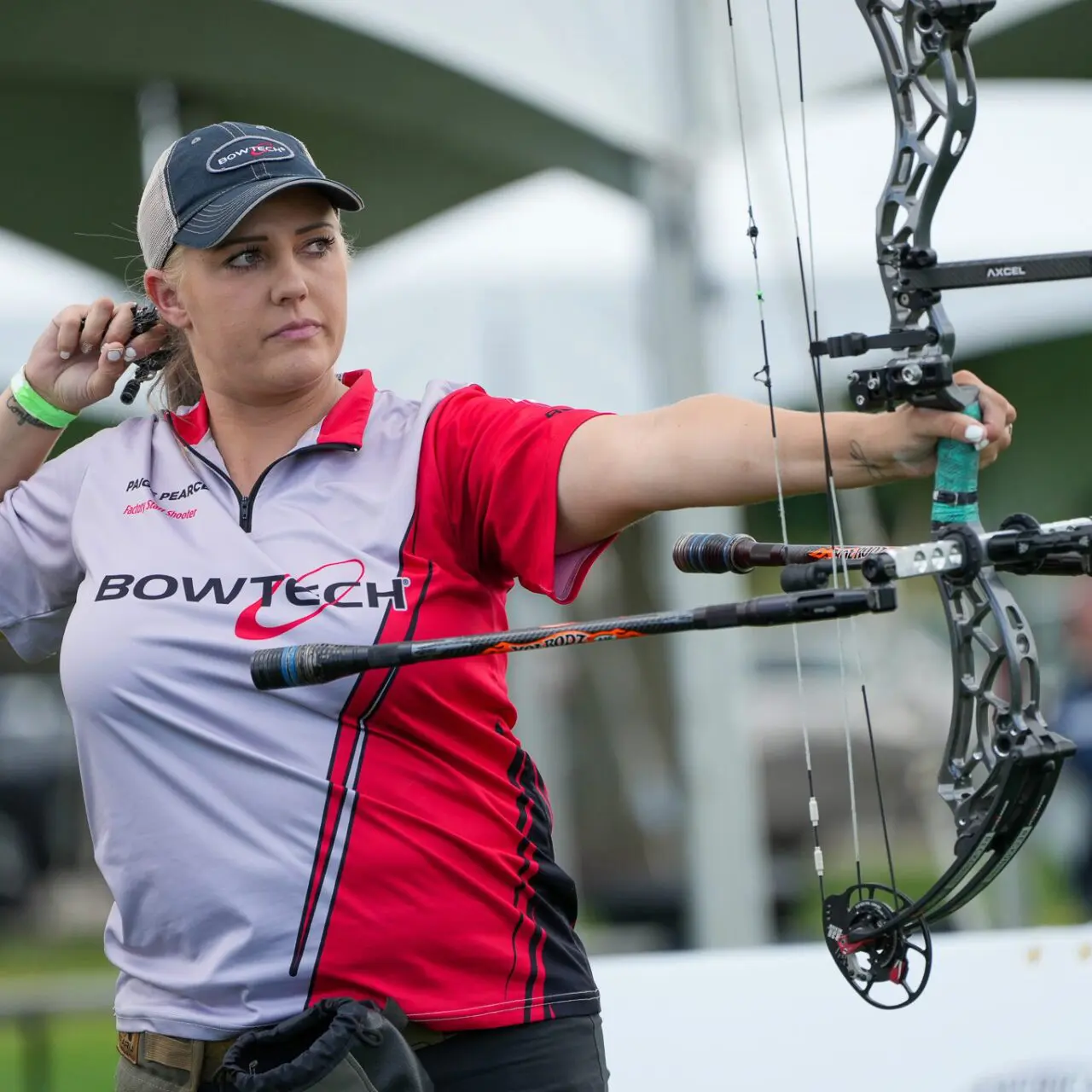 Paige shoots in gold medal match at Buckeye Classic.